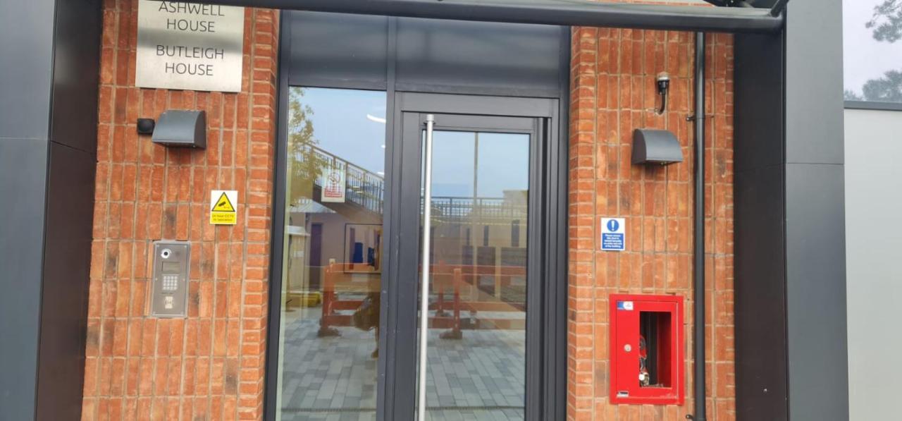 One Bedroom Near Southall Station! *